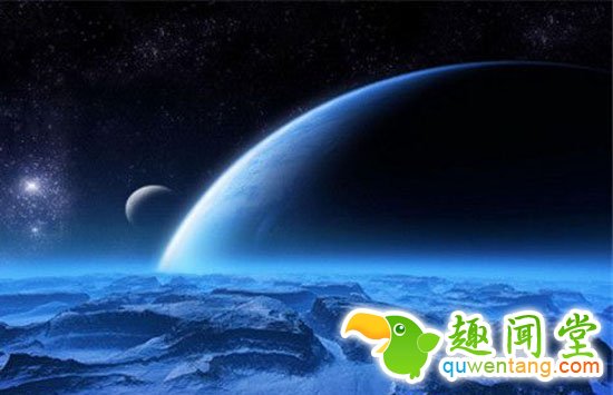 地球原来一直在从外拿东西！比如水和其他分子