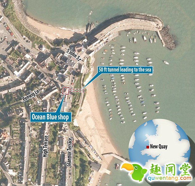 　 　 据英国《每日邮报》3月29日报道，英国威尔士小城纽基的商铺店主大卫?爱德华兹在自家商店的地下室壁橱里发现了一条50英尺(15米)长、直通海岸的秘密通道。专家认为这是17-18世纪走私者用来偷运走私物品的密道。