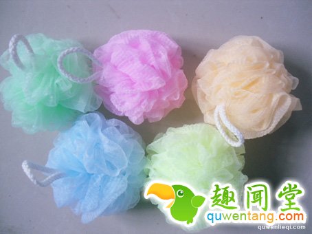 如果你家中浴室有这颗球，现在立马把它丢掉就是在救你自己!