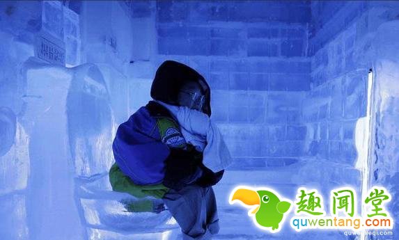 盘点全球各种奇葩厕所，你敢用吗？