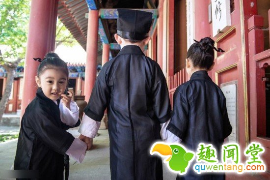 最萌小道士走红 可爱值爆表