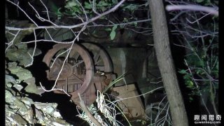 谁呀谁呀?男子只身潜入废弃矿坑，听见诡