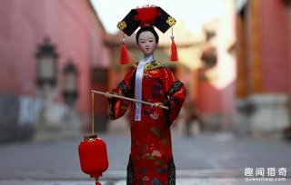 1992年故宫墙壁突显神秘宫女是怎么回事？