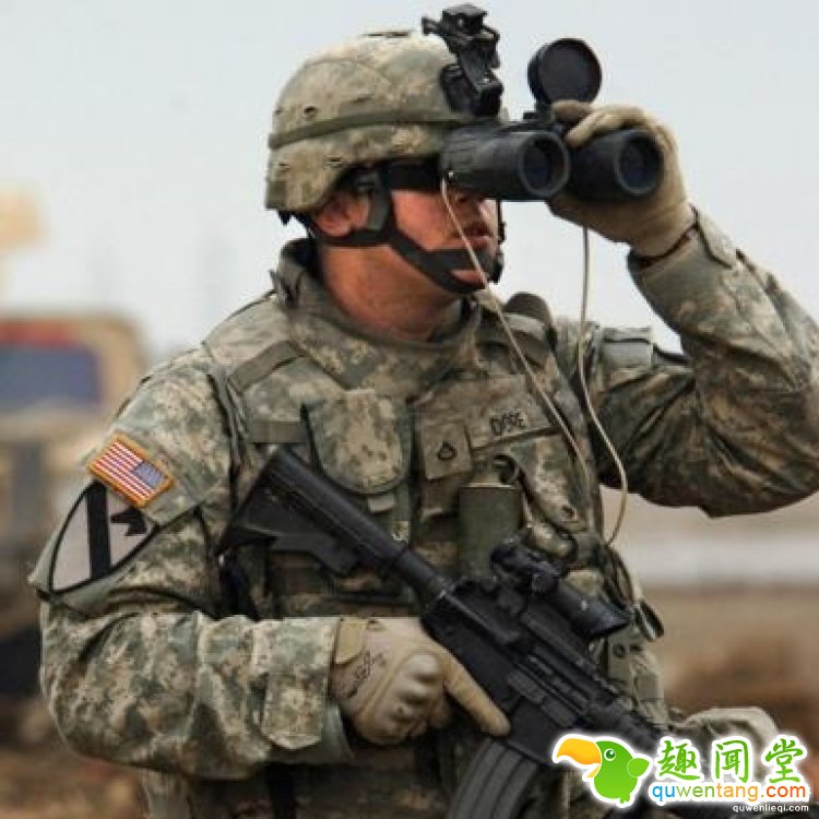 美国军队制服上国旗肩章为啥是反的？原因真的很鸡汤