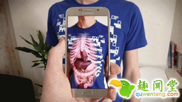 女孩们惊叫！逆天透视T恤身体看精光