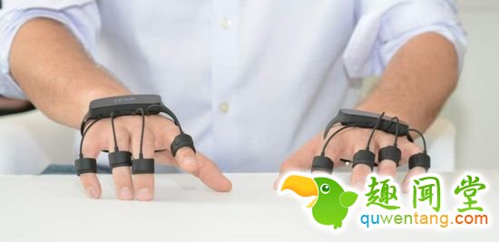 炫酷！键盘和鼠标可“戴”在手上 实现隔空输入