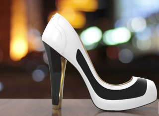 牛逼！颜色随心换的高科技高跟鞋