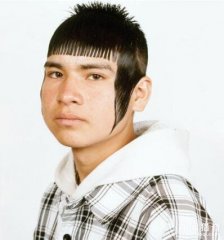 哈哈~这发型不错，你要不要来个！