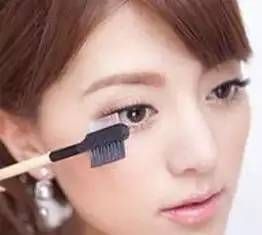 睫毛膏的正确刷法，据说90%的人都刷错了！