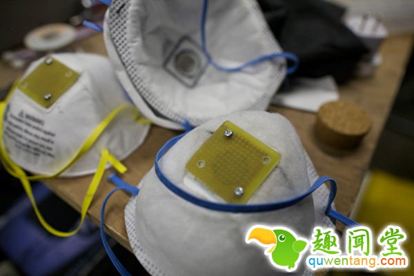 LED矩阵面罩：揭开隐藏的面部情绪 缩短人们之间的距离--阿里百秀