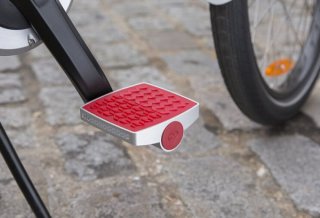 高科技智能脚蹬子