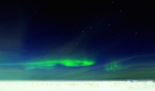 想看极光又买不起机票?那就把它放进嘴里