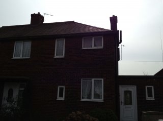 16世纪被绞死怨灵搞鬼?楼梯上娃娃车违反科