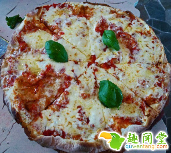 走遍六大洲，寻找最好吃的披萨