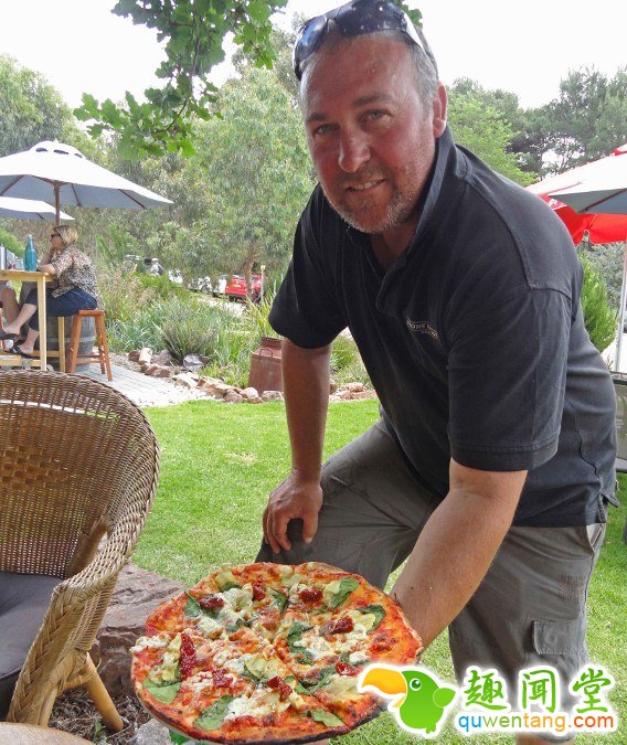 走遍六大洲，寻找最好吃的披萨