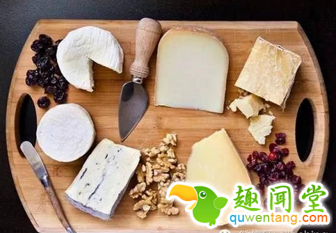 这样搭配吃超级棒！普通零食也能高级吃