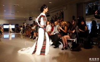 “我很勇敢”——印度被硫酸毁容女孩走上