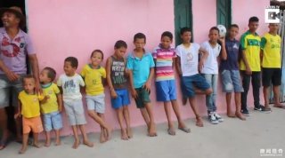 惊呆！本来是想要女孩，谁知20年生了13个