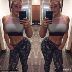 大码模特晒极致曲线，曾因臀部太大遭拒绝