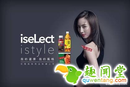 網友夜晚去便利商店看到正妹想拍照，沒想到就拍到了靈異鬼臉自己整個嚇壞。直到正妹站起來...