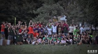 城会玩！躲猫猫世锦赛？而且还是个成人游