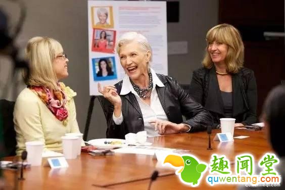 她一贫如洗却把孩子带成亿万富豪，自己美丽到老