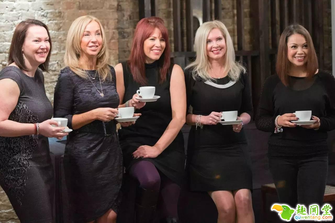 离婚后，她带着女儿从屌丝妈妈逆袭成千万富翁